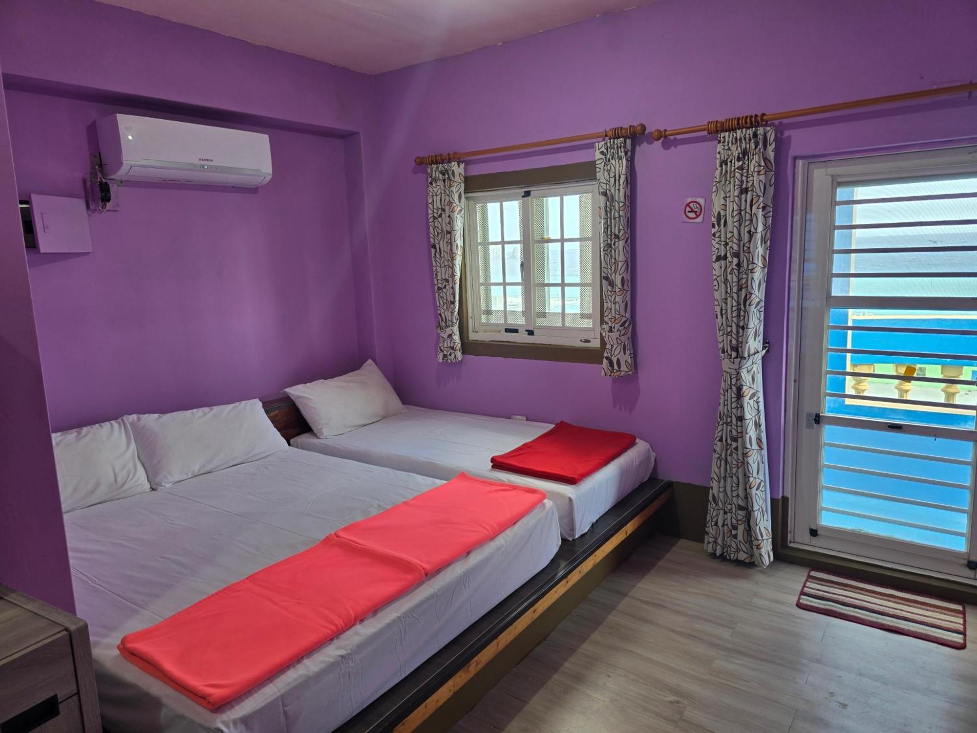 Wen Zhong Hostel Lanyu Esterno foto