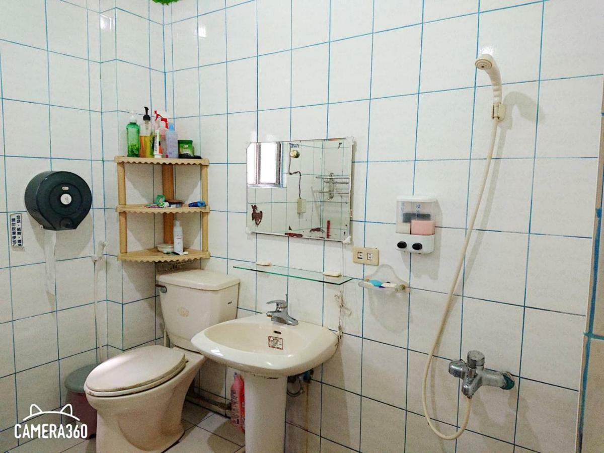Wen Zhong Hostel Lanyu Esterno foto